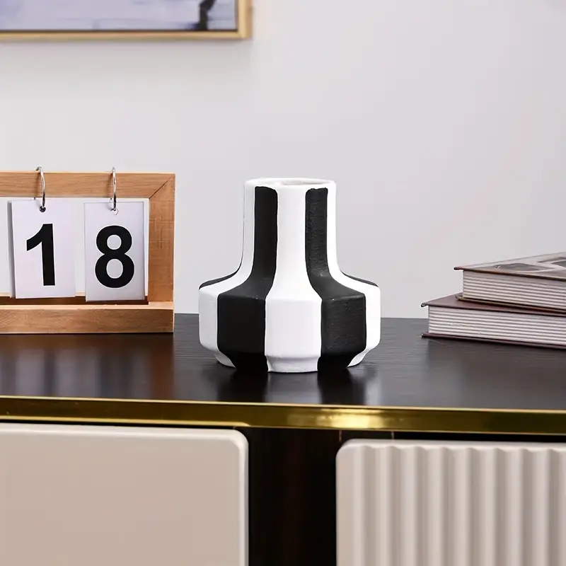 Creative Stripe Vase Black and - Propagation Station Vase 评论和价格